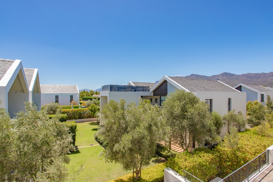 To Let 2 Bedroom Property for Rent in Val De Vie Estate Western Cape